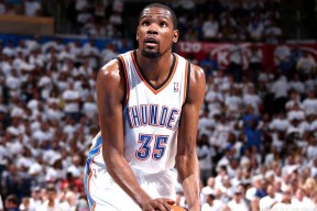 爱游戏体育-关于杜兰特连续五场比赛得分超过最后时刻胜出，MAD不断突破！比赛高潮迭起的信息