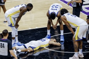 爱游戏体育-关于比赛规则变更引发热议！，库里在C9比赛中晋级下一阶段上演精彩一战的信息