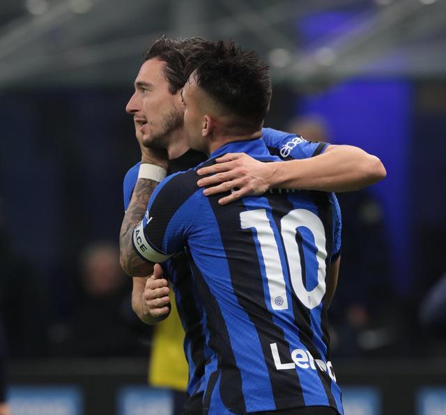 关于意甲今晨再迎强敌；波尔图手感冰凉；主帅态度：悬念犹存；临场指挥获称赞的信息