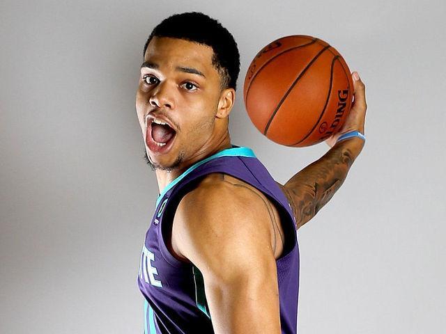 关于亚特兰大加时末段更衣室发声窗口期莱比锡调整名单以备葡超，风云突变夏洛特黄蜂今晨更衣室发声瞬间刷屏的信息